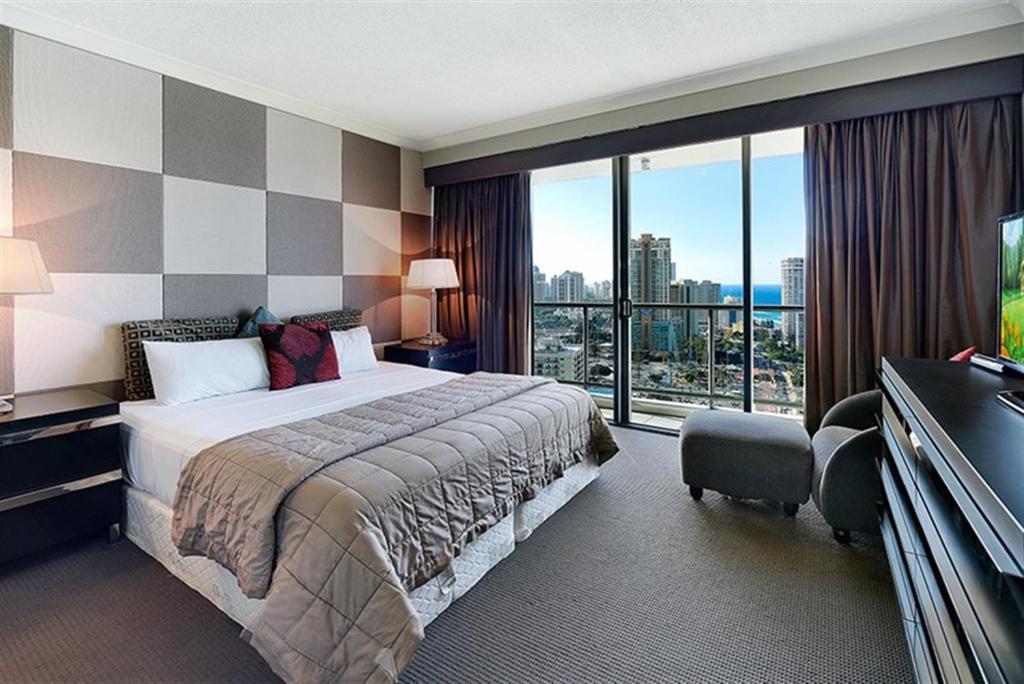 Апартаменты Deluxe Chevron Renaissance Голд-Кост Экстерьер фото